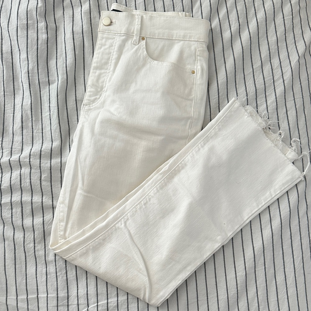 Ann Taylor White Frayed-Hem Slim flare Jeans